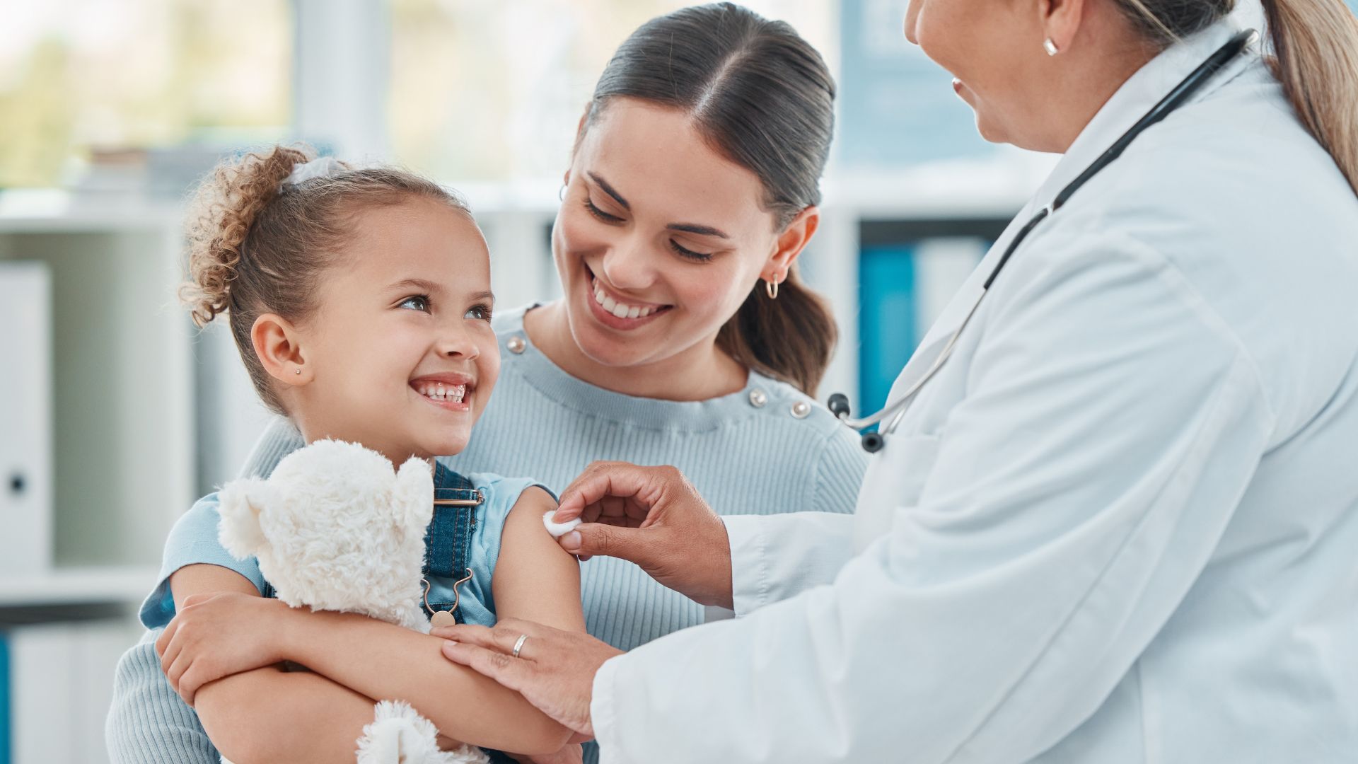 Child vaccinations in Luxembourg: the complete guide to protecting your child